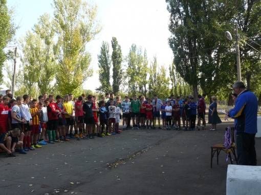 Первенство г. Донецка по футболу среди учащихся школ города