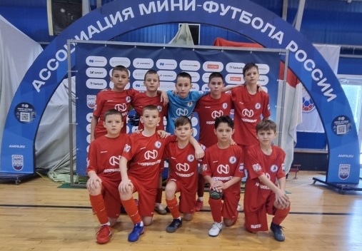 Новошахтинские мини-футболисты возвращаются с  «бронзой» с Всероссийского проекта «Мини-футбол в школу»