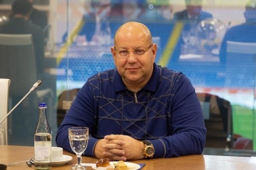 Сегодня день рождения у президента футбольного клуба «Ростов» Арташеса Арутюнянца. Ему исполнилось 47 лет.