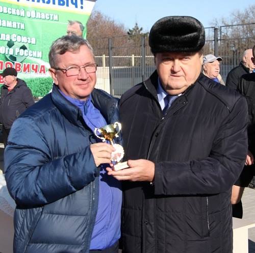 Сегодня исполняется 58 лет ветерану донского футбола,  Председателю Федерации футбола Азовского района, главному тренеру футбольного клуба «Азов» Геннадию Новаку 