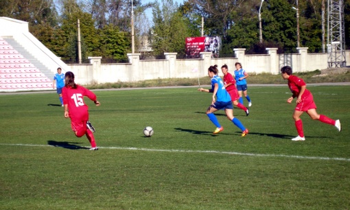 В Ростовской области стартовал Чемпионат по футболу среди женских команд