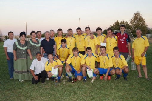 Футбольный турнир, посвященный ветерану СКА Валерию Бурову