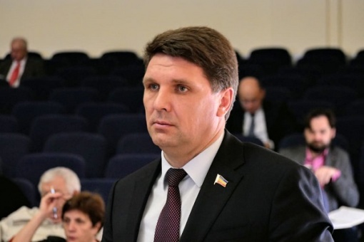 Сегодня депутат Законодательного Собрания Ростовской области, Председатель комитета по местному самоуправлению, административно-территориальному устройству и межпарламентскому сотрудничеству Владимир Влазнев отмечает 55-летний Юбилей!