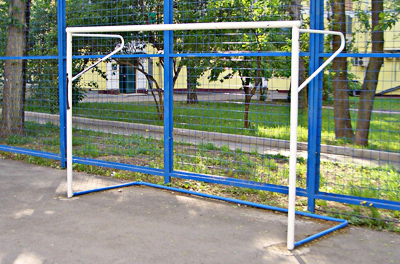 Очередную спортплощадку по месту жительства открыли после реконструкции в Азове